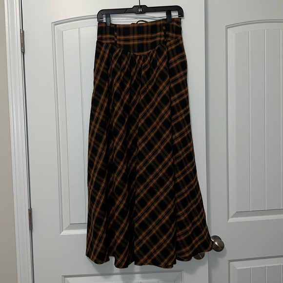 NWT Scarlet Darkness Plaid High Waist Maxi Skirt - Picture 4 of 8
